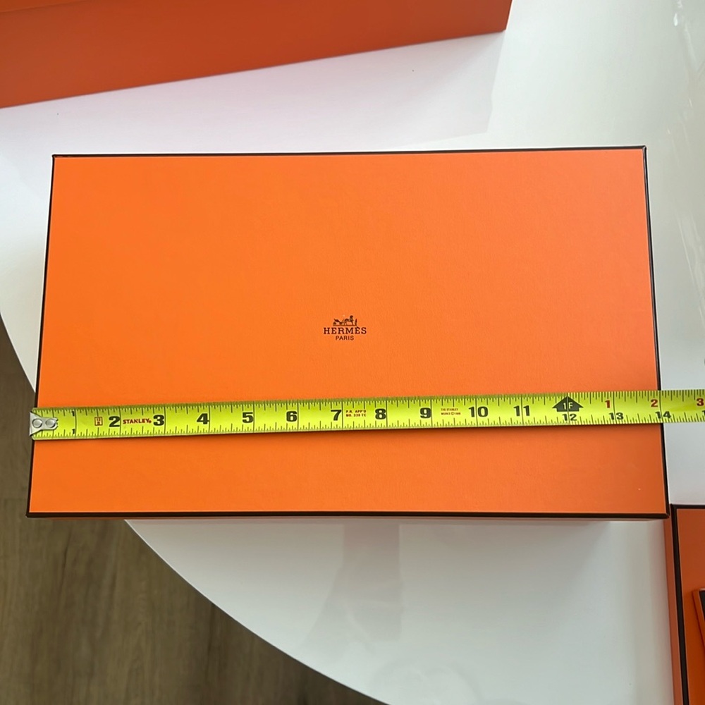 Hermes package box